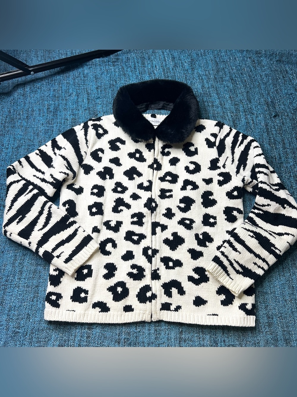 Vintage Marisa Christina Faux Fur Collar Animal Print Knit Full Zip Sweater